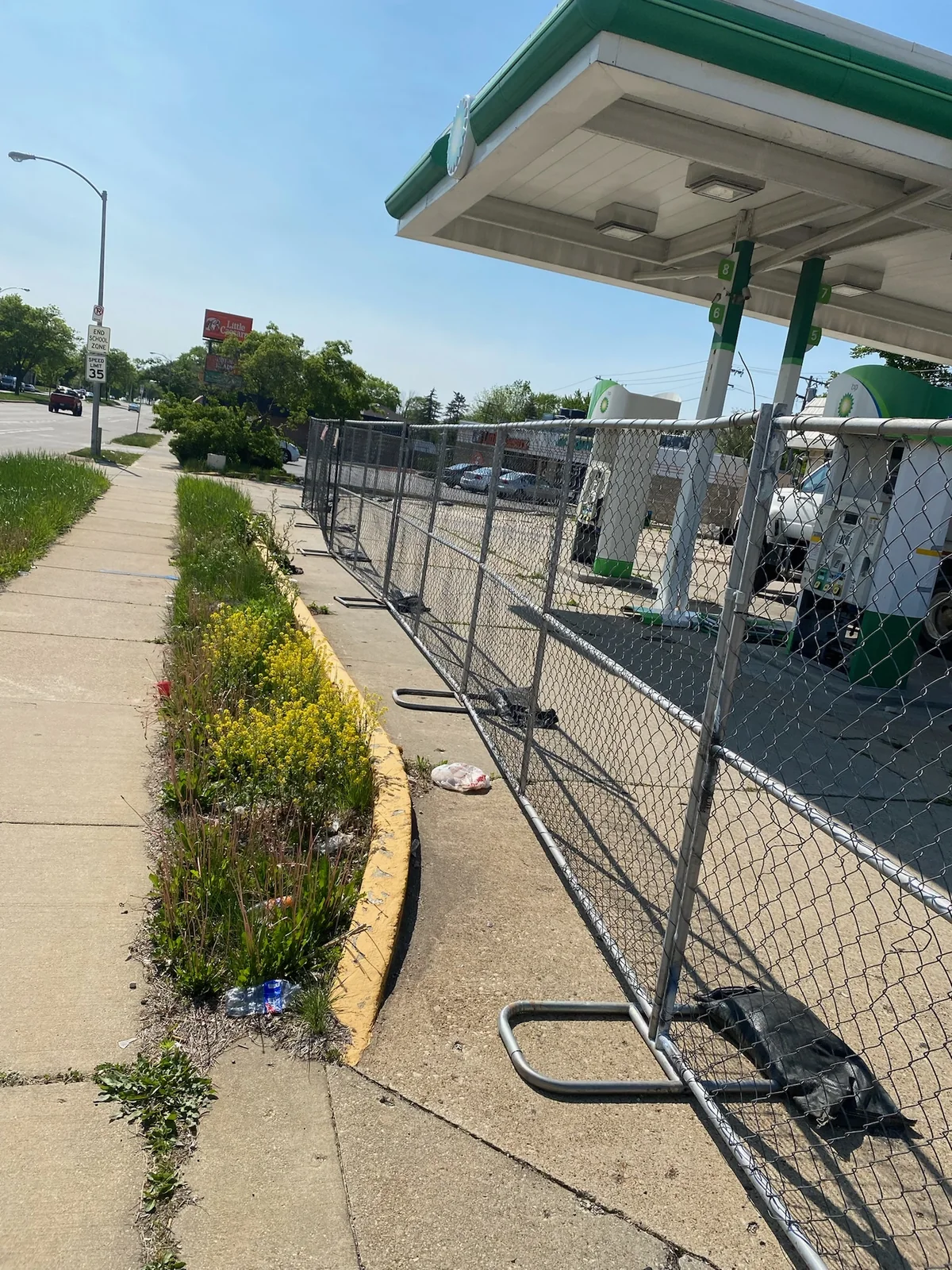 Sidewalk fence