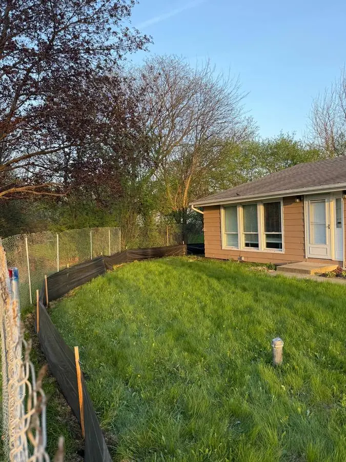 Property perimeter — residential — temporary fence rental by Superior Rent-A-Fence
